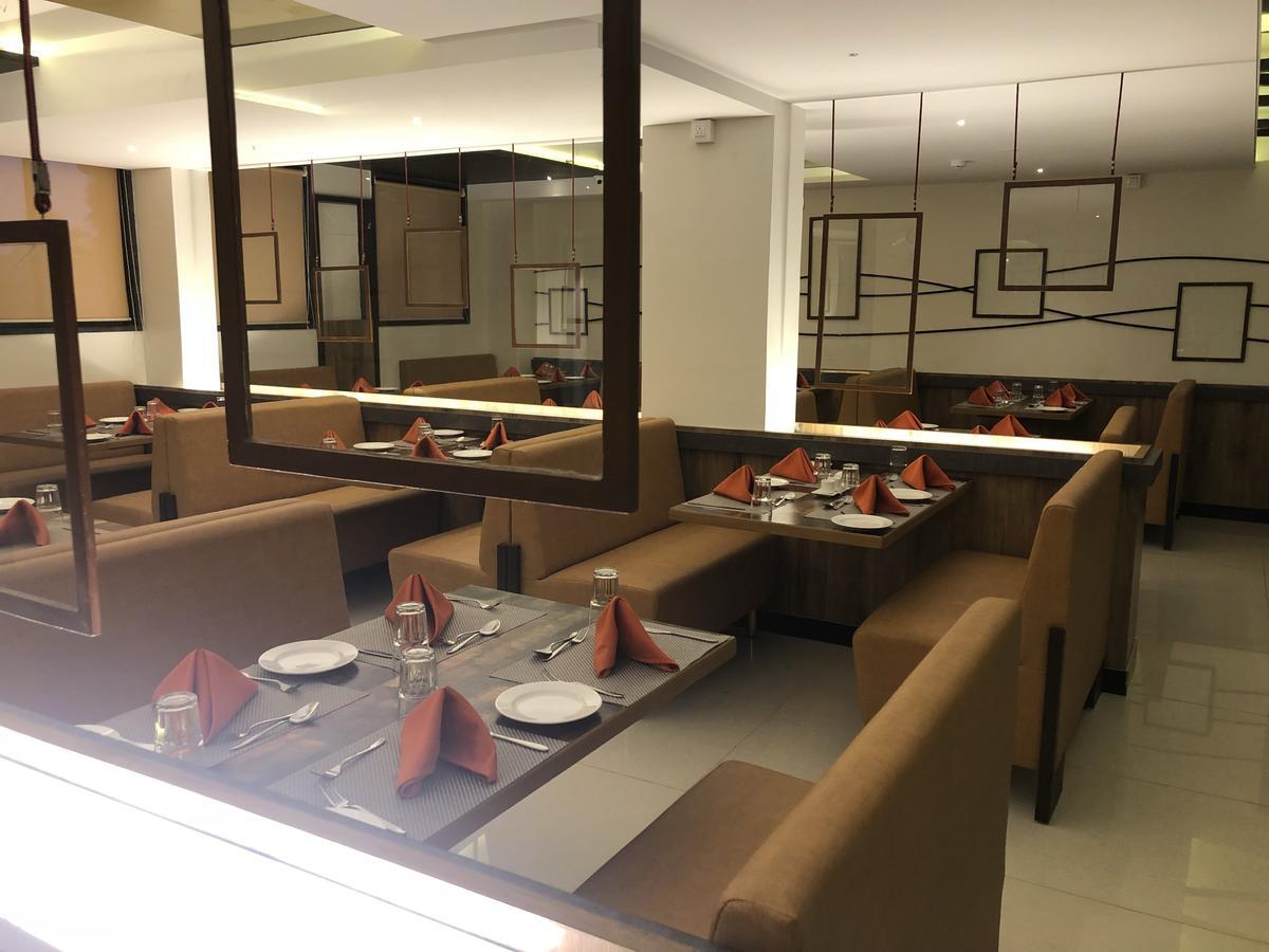 Kyriad Hotel Vijayapura By Othpl Bijāpur Zewnętrze zdjęcie
