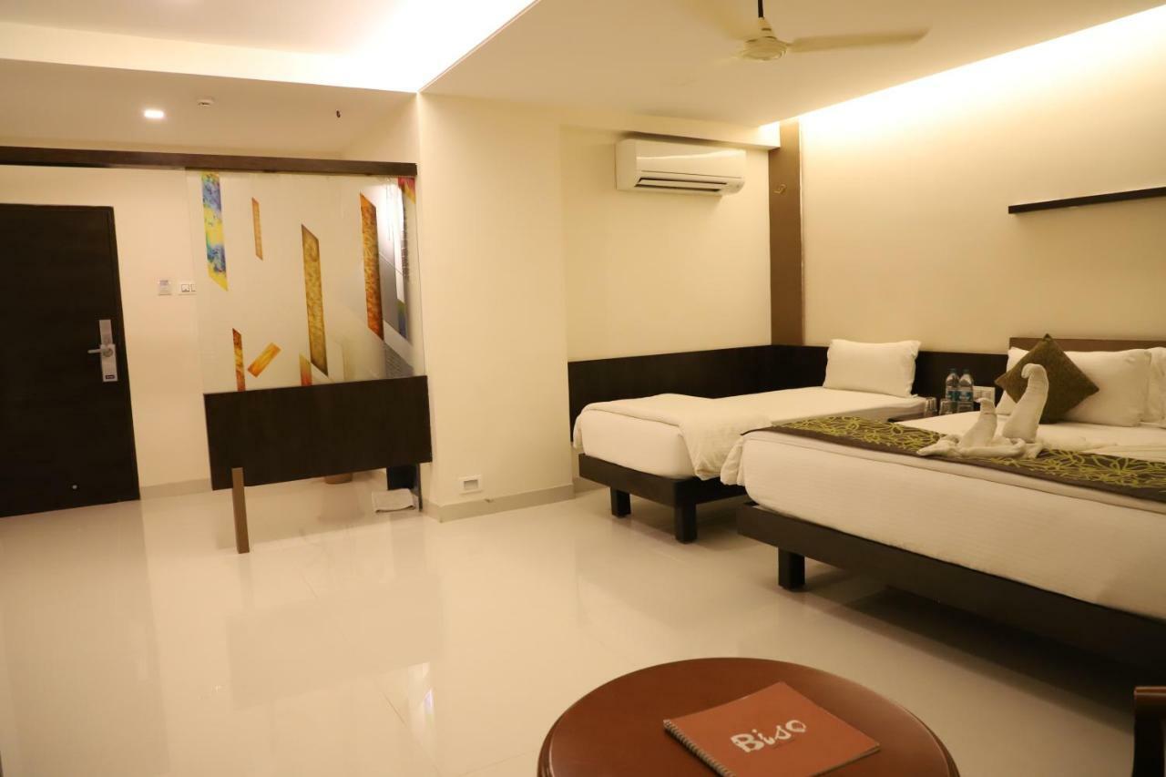 Kyriad Hotel Vijayapura By Othpl Bijāpur Zewnętrze zdjęcie
