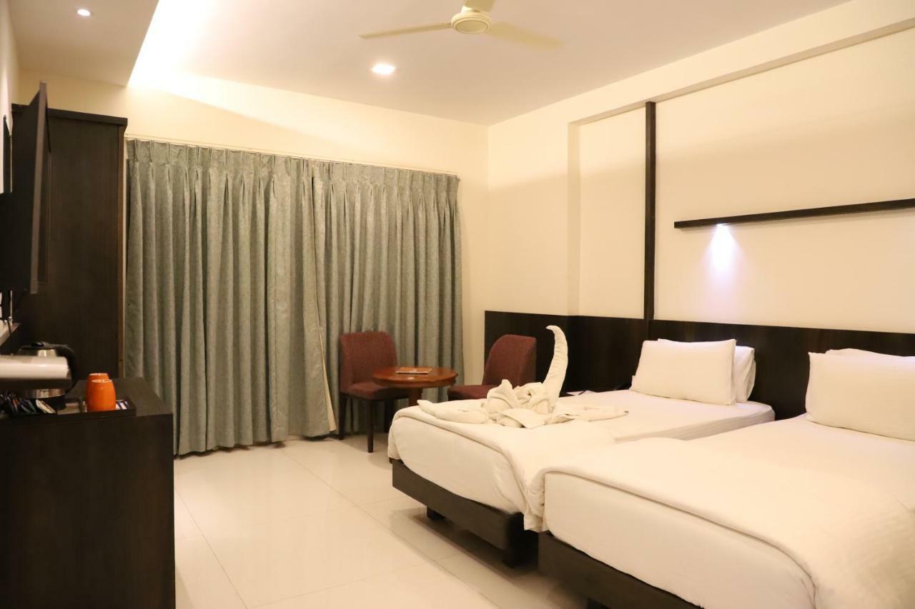 Kyriad Hotel Vijayapura By Othpl Bijāpur Zewnętrze zdjęcie